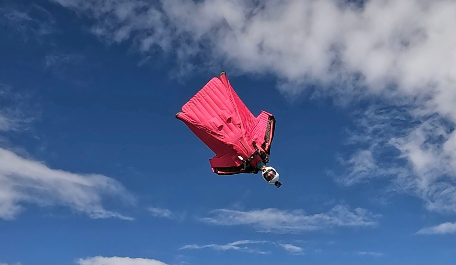 Wingsuit team on the ground